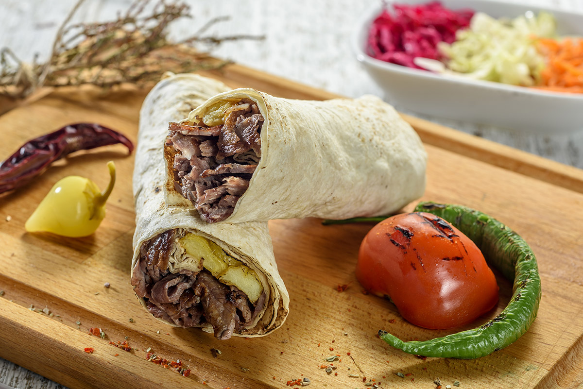 Lavaş et döner dürüm