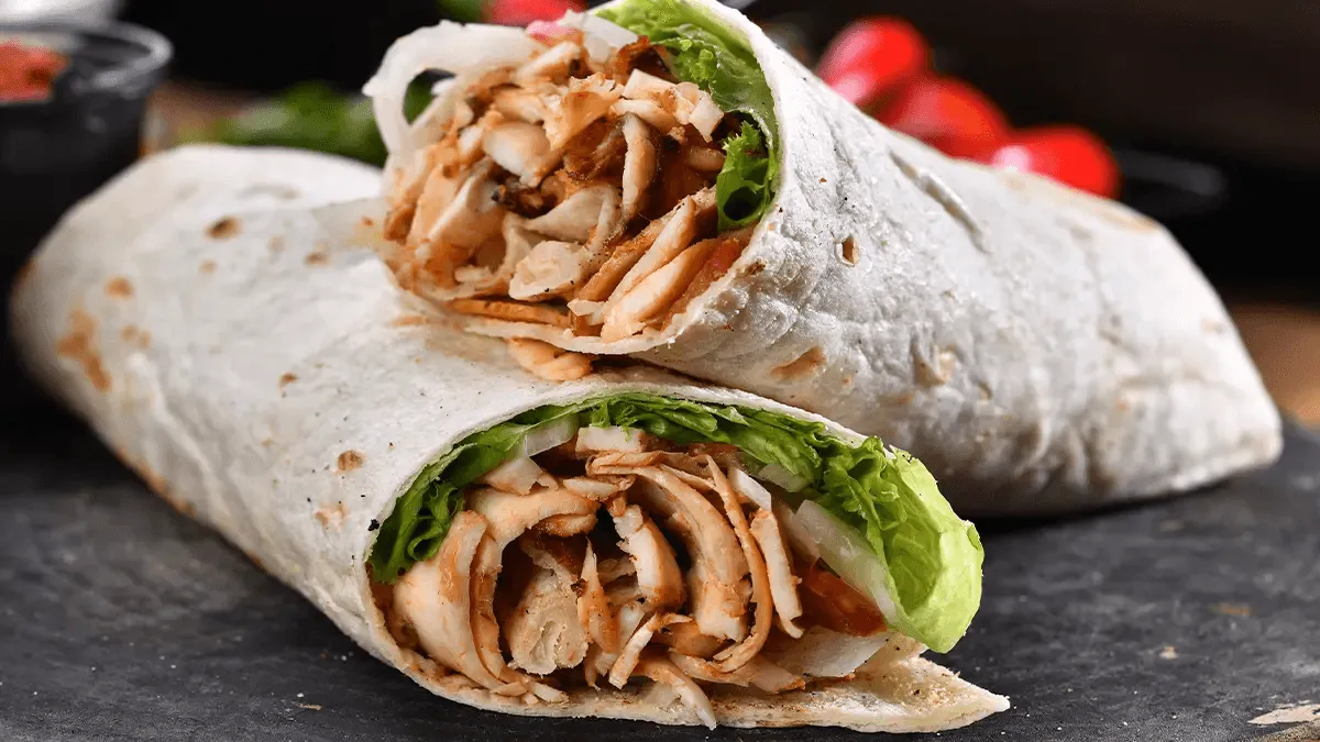 Lavaş arası dürüm tavuk döner